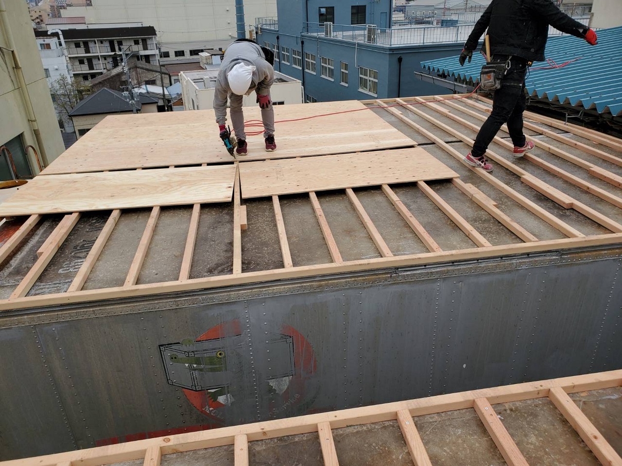 長田区工場　コンテナ漏水補修工事